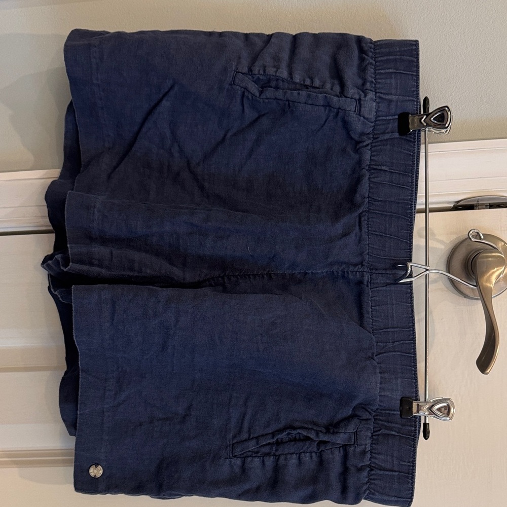 Lilly Pulitzer Women's Navy Blue Shorts